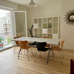 Appartement à 2 Chambres à Coucher