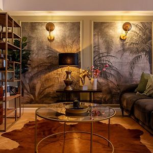 Appartement à 3 Chambres à Coucher