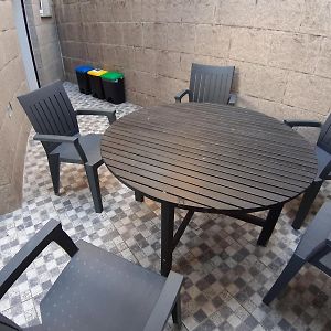 Appartement à 3 Chambres à Coucher
