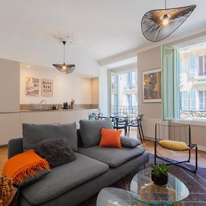 Appartement à 2 Chambres à Coucher
