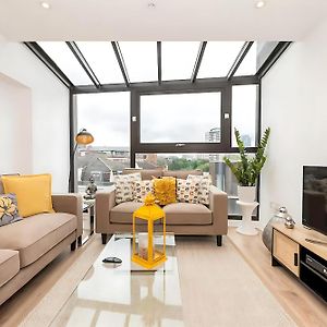 Appartement à 3 Chambres à Coucher