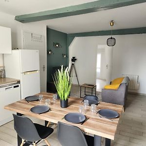 Appartement à 2 Chambres à Coucher