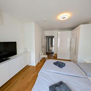 Appartement à 2 Chambres à Coucher