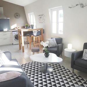 Appartement à 3 Chambres à Coucher