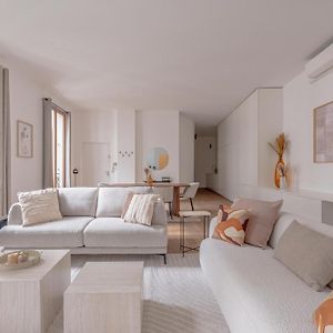 Appartement à 3 Chambres à Coucher