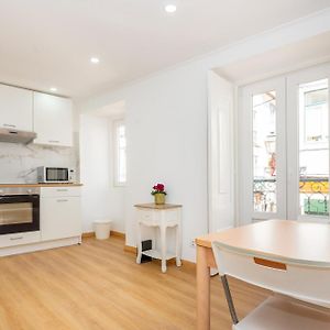 Modern Bairro Alto Apartments