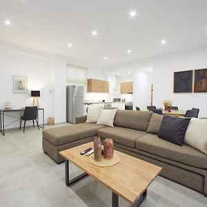 Appartement à 3 Chambres à Coucher