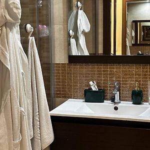 Private Bathroom King Room