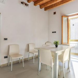 Appartement à 3 Chambres à Coucher