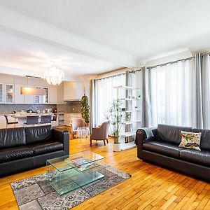 Appartement à 2 Chambres à Coucher