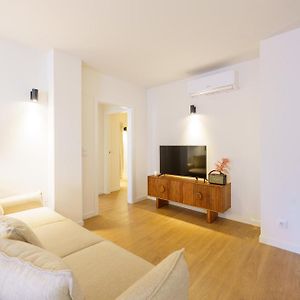 Appartement à 2 Chambres à Coucher
