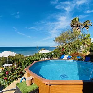 Villa au Bord de la Mer