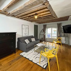 1596 - Le Marais - Cosy apartment