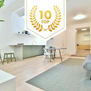 Vilnius Town Square Apartments Self Check-In 24H By H&H