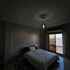 Appartement à 3 Chambres à Coucher