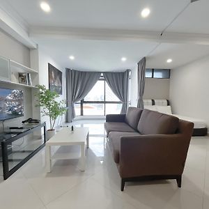 Appartement de Luxe à 2 Chambres à Coucher