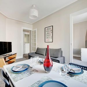 Appartement à 2 Chambres à Coucher