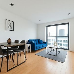 Appartement à 2 Chambres à Coucher