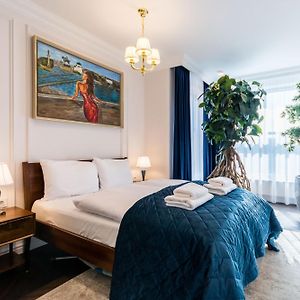 Appartement à 2 Chambres à Coucher