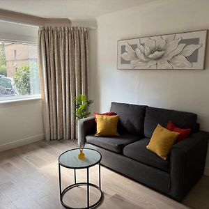 2 Bedroom Flat On Ground Floor In Edinburgh With Parking
