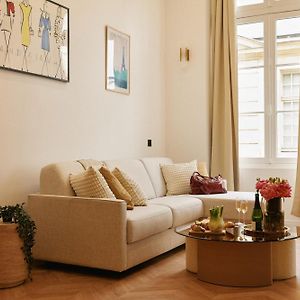 Appartement de Luxe à 2 Chambres à Coucher