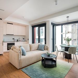 Towarowa Towers Premium Apartment