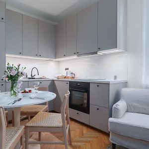 Appartement à 2 Chambres à Coucher