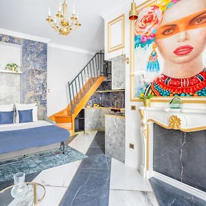 Appartement à 3 Chambres à Coucher
