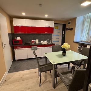 Stylish Apartment In Central Budapest - Perfect For Couples, Groups And Sightseers