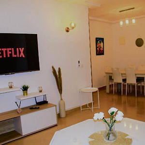 Appartement Lumineux 2 Chambres Clim, Wi-Fi, Parking Proche Corniche Tanger