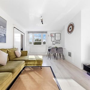 Appartement Luxe à 4 Chambres à Coucher
