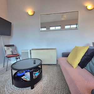 Appartement à 3 Chambres à Coucher