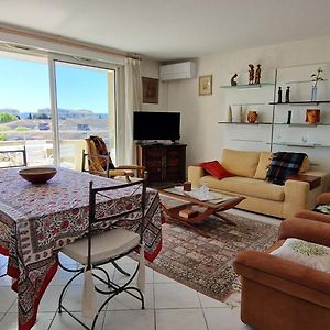 Appartement à 3 Chambres à Coucher