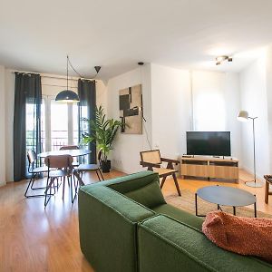 Appartement à 3 Chambres à Coucher