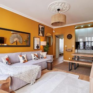 Appartement à 2 Chambres à Coucher