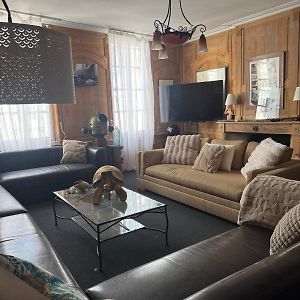 Appartement à 3 Chambres à Coucher
