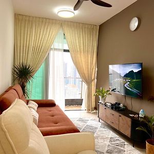 Appartement à 3 Chambres à Coucher