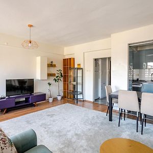 Appartement à 2 Chambres à Coucher