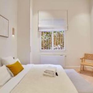 Appartement à 3 Chambres à Coucher