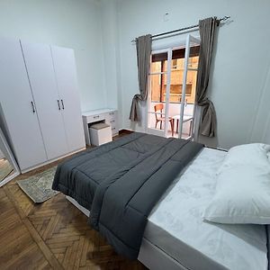 Appartement à 3 Chambres à Coucher