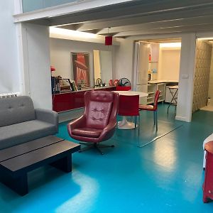 Appartement à 2 Chambres à Coucher