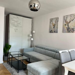 Apartment On City Center Near To Zlote Tarasy With Perfect View