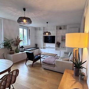Appartement à 2 Chambres à Coucher