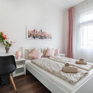 Appartement à 2 Chambres à Coucher