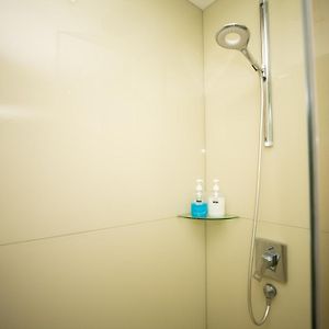 Appartement de Luxe à 2 Chambres à Coucher