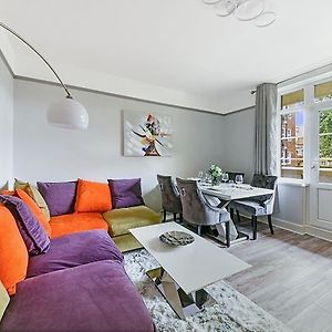 Appartement à 2 Chambres à Coucher