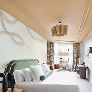 Chambre Lit Queen-Size