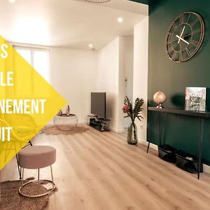 Appartement à 2 Chambres à Coucher