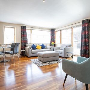 Georgian Square Apartments