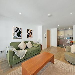 2 Bed Executive Apartment Next To Liverpool Street Free Wifi By City Stay Aparts London